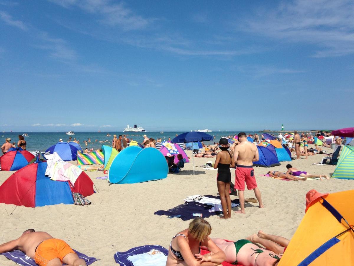 Exclusive Fewo In Warnemuende, 150M To The Beach, 2 Bathrooms, 2 Bedrooms, Sauna, Wifi And Much More. รอสต็อค ภายนอก รูปภาพ